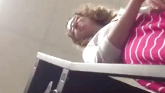 جوجه داستان سکس با دختر خاله در حمام نوجوان انگشت, چوچول زن