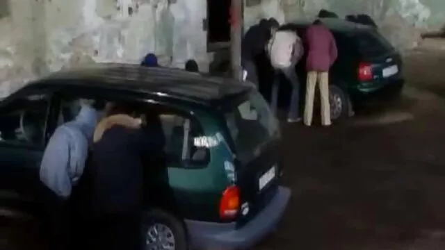 سیاه داستان باسن خاله پوست به دام افتاده است