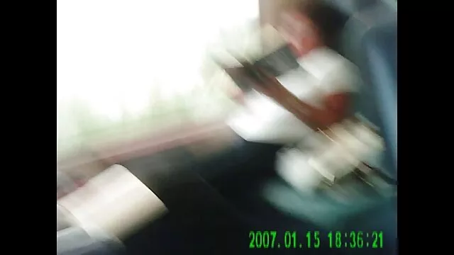 هنگامی که یک دختر بدون شورت سکس با عمه و خاله است ، او واقعا آن را می خواهد!