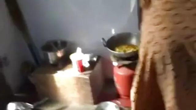 رئیس می سکس با خاله تصویری دهد پاداش